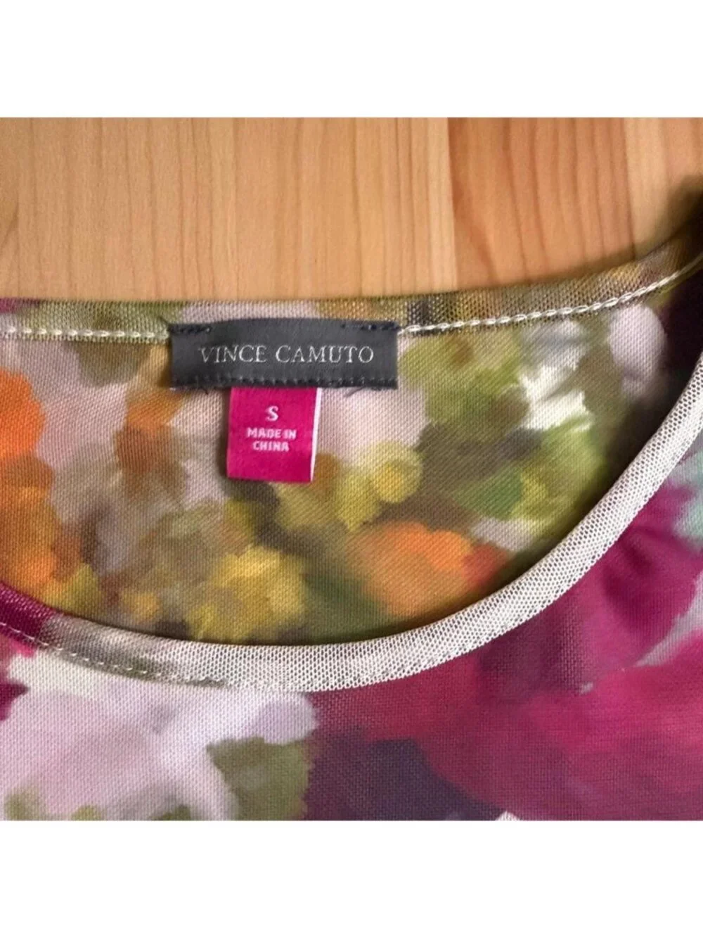 NWT Vince Camuto Floral Mesh Blouse Ruched Pleated Puff Sleeve Top Size Small